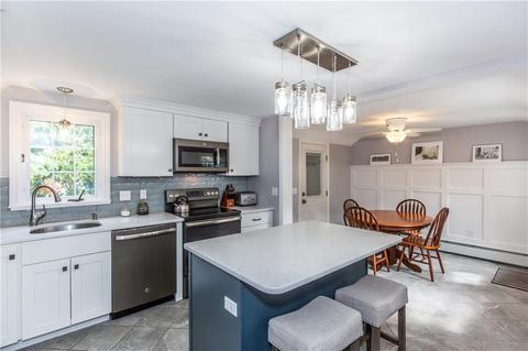 57 Lancaster Ave, Warwick, RI 02886 photo 5