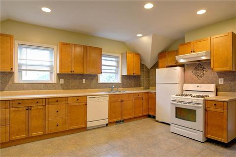 60 E Transit St, Providence, RI 02906 photo 15