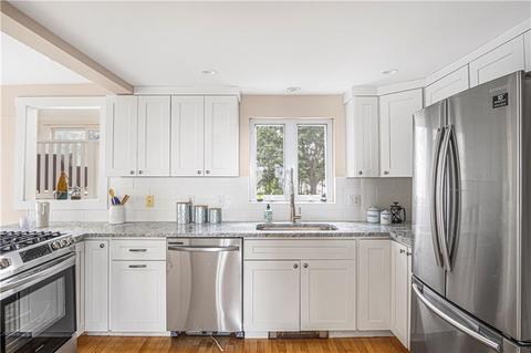 7 15th Ave, Warwick, RI 02886 photo 18