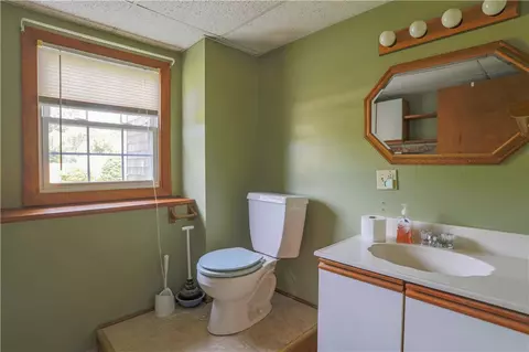 2 Holmes St, Westerly, RI 02891 photo 15