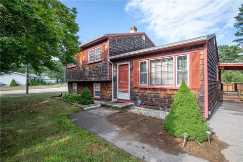2 Holmes St, Westerly, RI 02891 photo 1