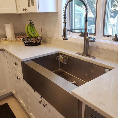 60 Knowles Dr, Warwick, RI 02888 photo 3