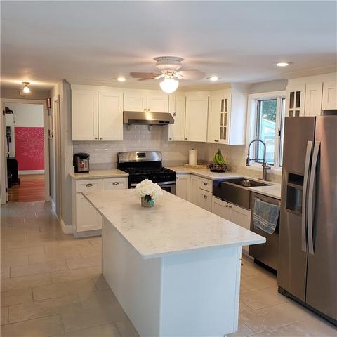 60 Knowles Dr, Warwick, RI 02888 photo 4