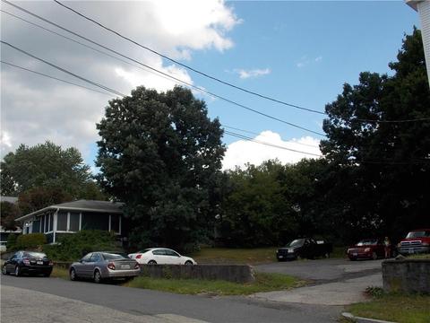 31 Cady St, Woonsocket, RI 02895 photo 6