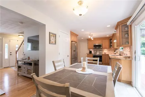 60 Cobblestone Ter, Coventry, RI 02816 photo 3