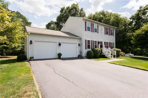 60 Cobblestone Ter, Coventry, RI 02816 photo 2