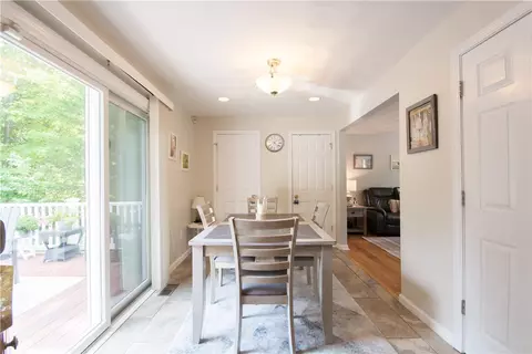 60 Cobblestone Ter, Coventry, RI 02816 photo 11