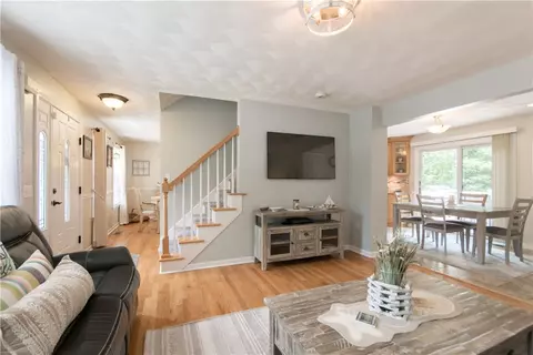 60 Cobblestone Ter, Coventry, RI 02816 photo 17