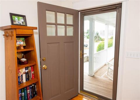 33 Paddock Ln, Middletown, RI 02842 photo 6