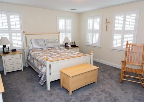 33 Paddock Ln, Middletown, RI 02842 photo 25