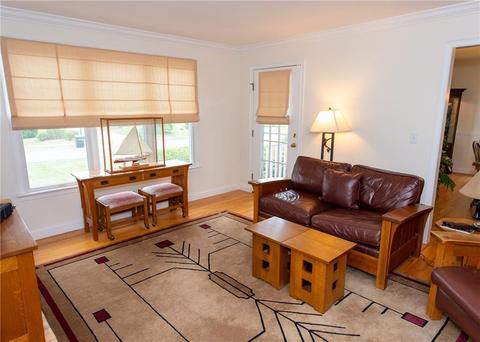 33 Paddock Ln, Middletown, RI 02842 photo 19