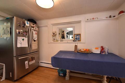 20 Junction St, Warwick, RI 02889 photo 7