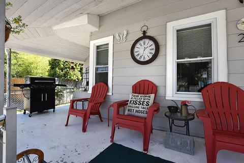 20 Junction St, Warwick, RI 02889 photo 10