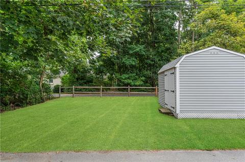 4 Locust Ter, Warren, RI 02885 photo 28