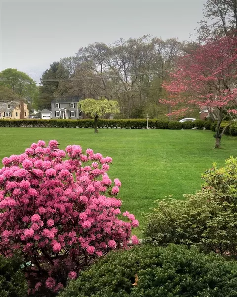 110 Main Ave, Warwick, RI 02886 photo 6