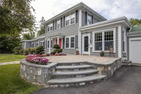 110 Main Ave, Warwick, RI 02886 photo 3