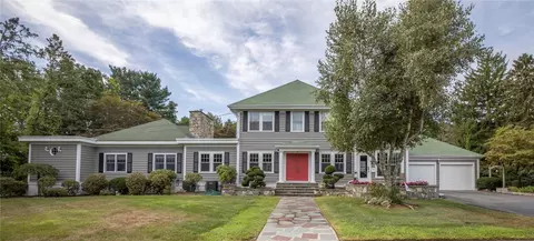 110 Main Ave, Warwick, RI 02886 photo 2