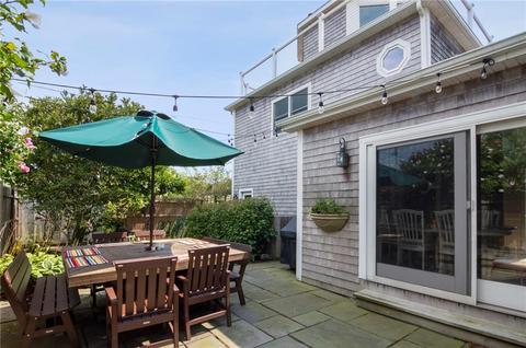 8 Winona Ave, Westerly, RI 02891 photo 9