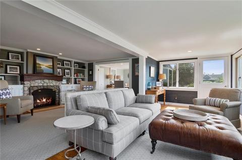 8 Winona Ave, Westerly, RI 02891 photo 5