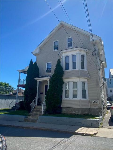 26 Wilson Ave, Woonsocket, RI 02895 photo 5