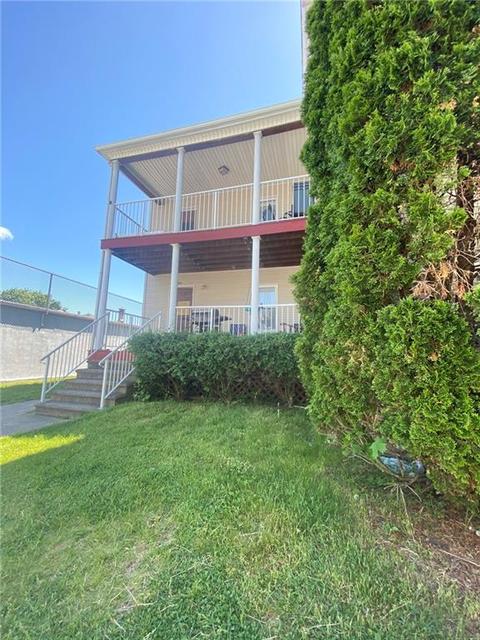 26 Wilson Ave, Woonsocket, RI 02895 photo 6