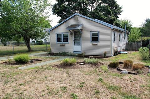 45 Bush Ave, Warwick, RI 02889 photo 3