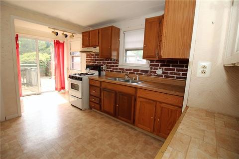 45 Bush Ave, Warwick, RI 02889 photo 9