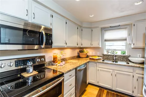 200 Post Rd #523, Warwick, RI 02888 photo 14