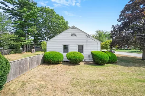 41 Squantum Dr, Warwick, RI 02888 photo 24