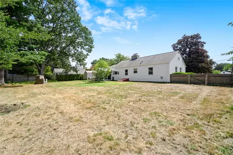 41 Squantum Dr, Warwick, RI 02888 photo 27