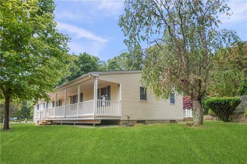 13 David Dr, Coventry, RI 02816 photo 2