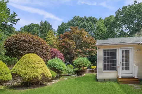 13 David Dr, Coventry, RI 02816 photo 5