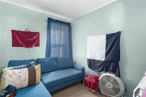 44 Oak St, Woonsocket, RI 02895 photo 8