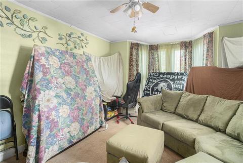 44 Oak St, Woonsocket, RI 02895 photo 6