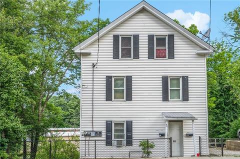 44 Oak St, Woonsocket, RI 02895 photo 2