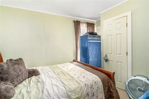 44 Oak St, Woonsocket, RI 02895 photo 7