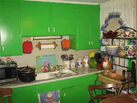 192 High St, Woonsocket, RI 02895 photo 7