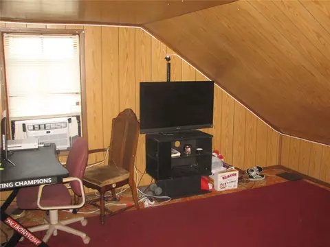 192 High St, Woonsocket, RI 02895 photo 24