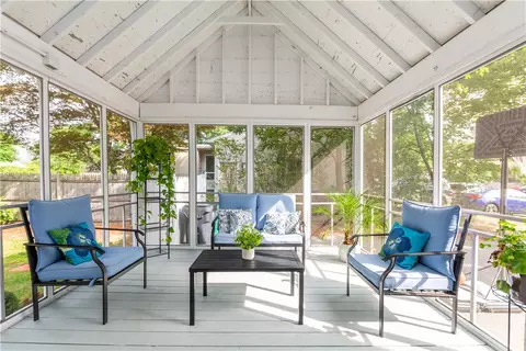 35 Keystone Dr, Warwick, RI 02886 photo 9