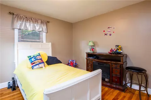 35 Keystone Dr, Warwick, RI 02886 photo 26