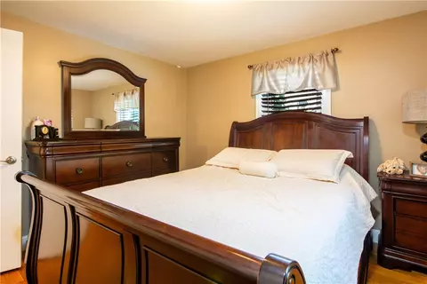 35 Keystone Dr, Warwick, RI 02886 photo 24
