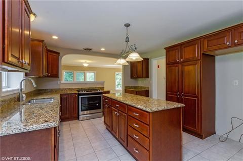 653 Commonwealth Ave, Warwick, RI 02886 photo 6