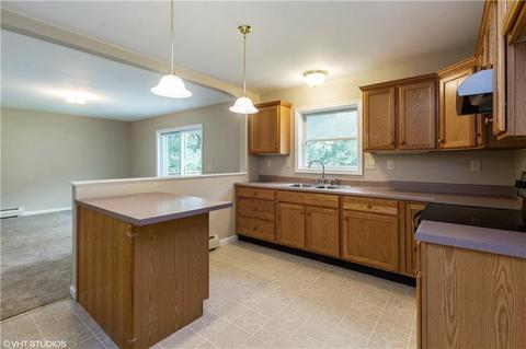 653 Commonwealth Ave, Warwick, RI 02886 photo 12