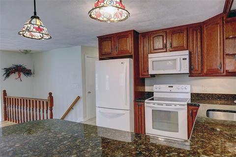 286 Lucille St, Woonsocket, RI 02895 photo 37