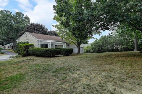 286 Lucille St, Woonsocket, RI 02895 photo 48