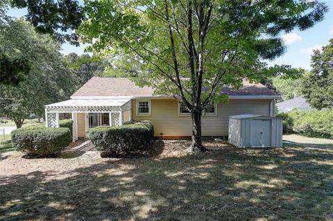 286 Lucille St, Woonsocket, RI 02895 photo 7
