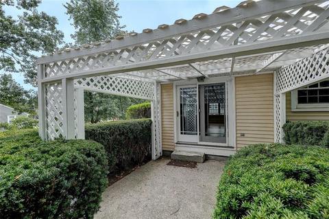 286 Lucille St, Woonsocket, RI 02895 photo 45