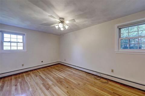 286 Lucille St, Woonsocket, RI 02895 photo 22