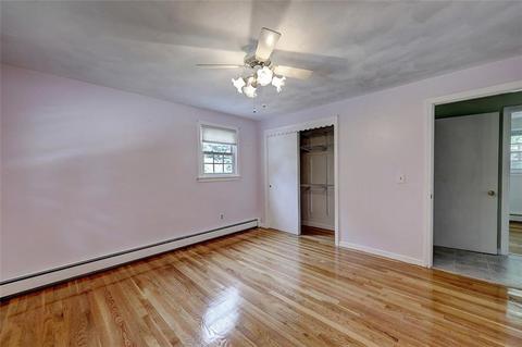 286 Lucille St, Woonsocket, RI 02895 photo 40