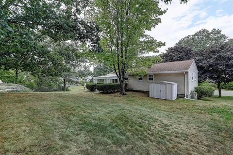 286 Lucille St, Woonsocket, RI 02895 photo 46